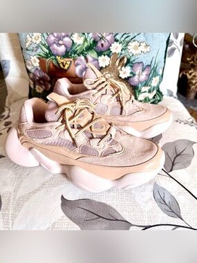 CAPE ROBBIN SNEAKERS CRAYON CHUNKY DAD SNEAKERS BLUSH PINK SUEDE TAN TRIM  8 M